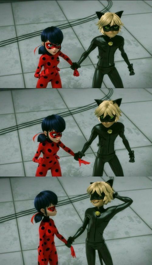 cat noir segurando a mão de ladybug