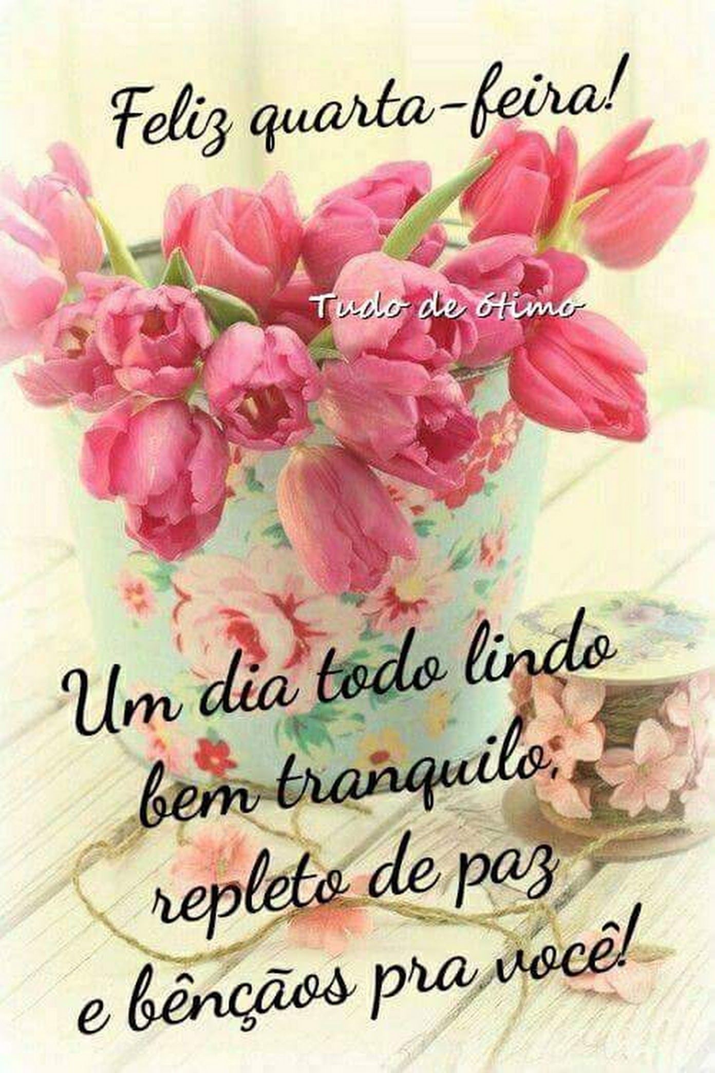 Feliz quarata feira! um lindo arranjo de flores